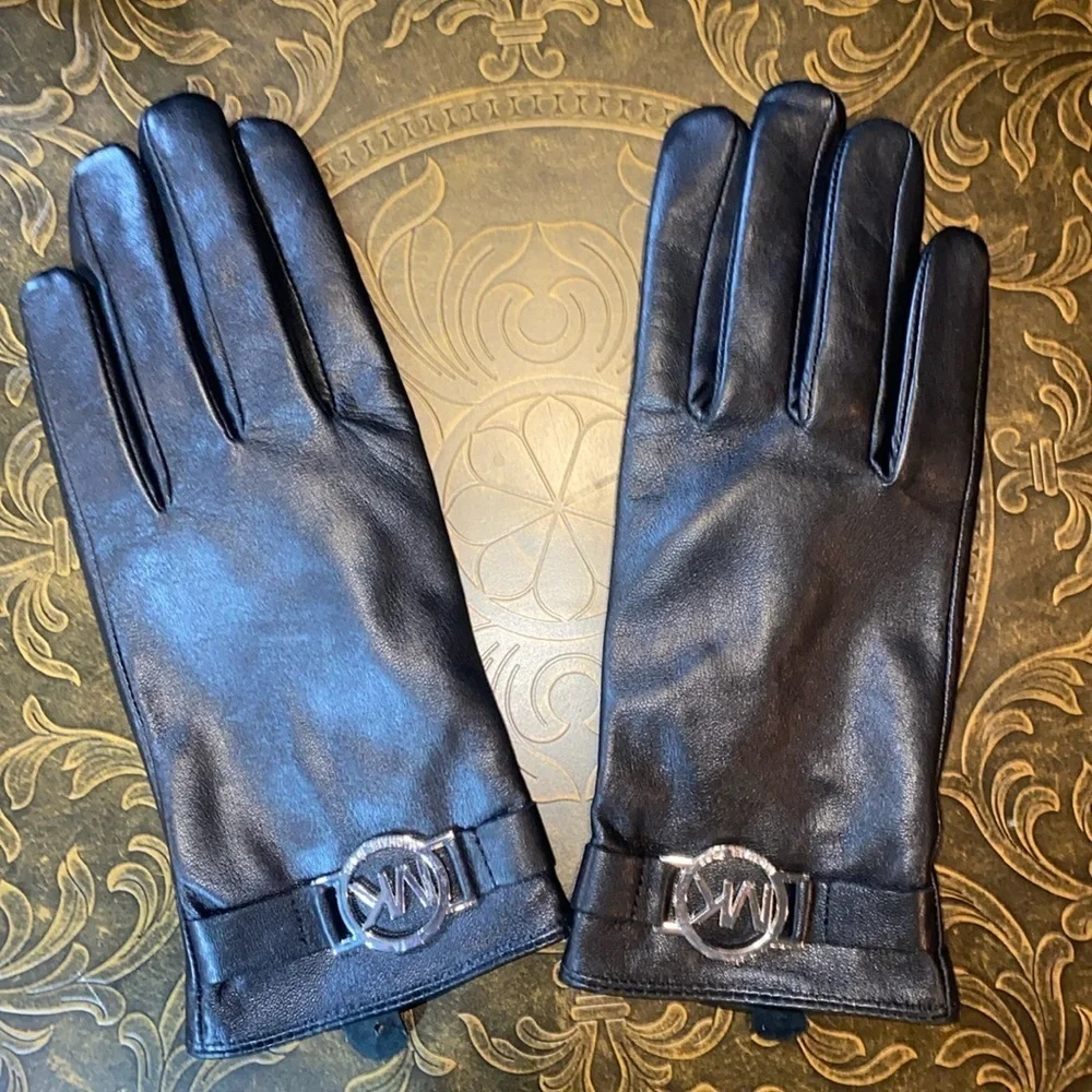 Michael Kors Women's Leather Logo Ornament Gloves - Black/Silver size sm…